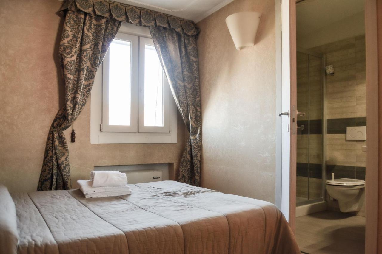 Hotel Domus Maranello Buitenkant foto