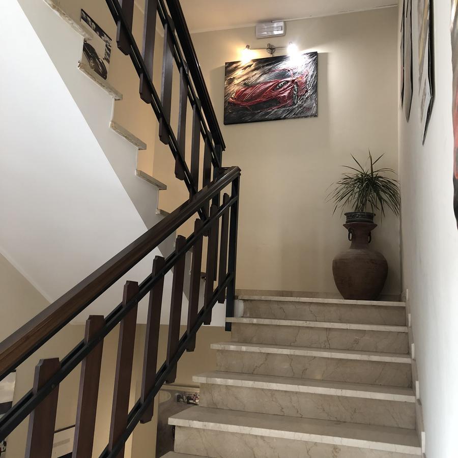 Hotel Domus Maranello Buitenkant foto